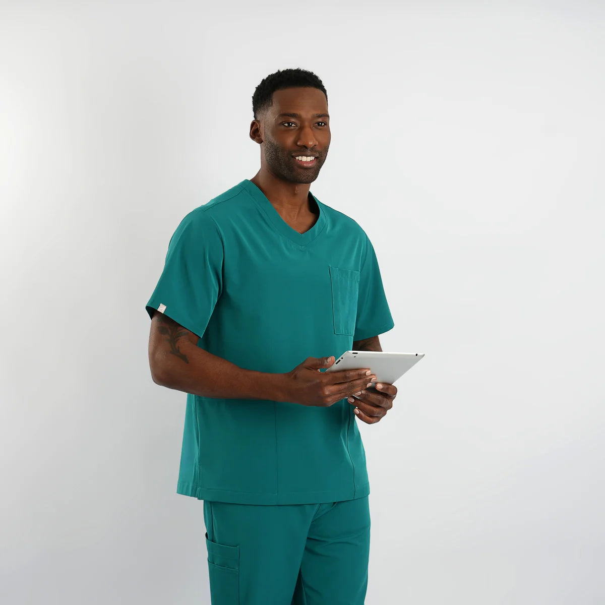 LUMA Classic Men's Scrub Tunic SC202