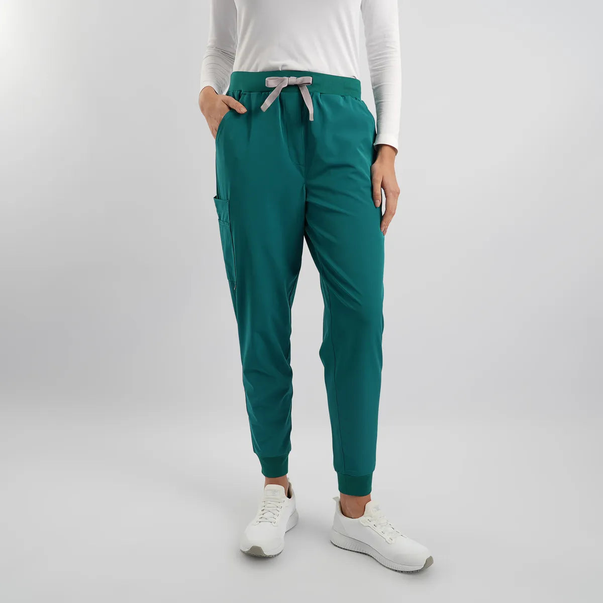 LUMA Women's Scrub Jogger SC205